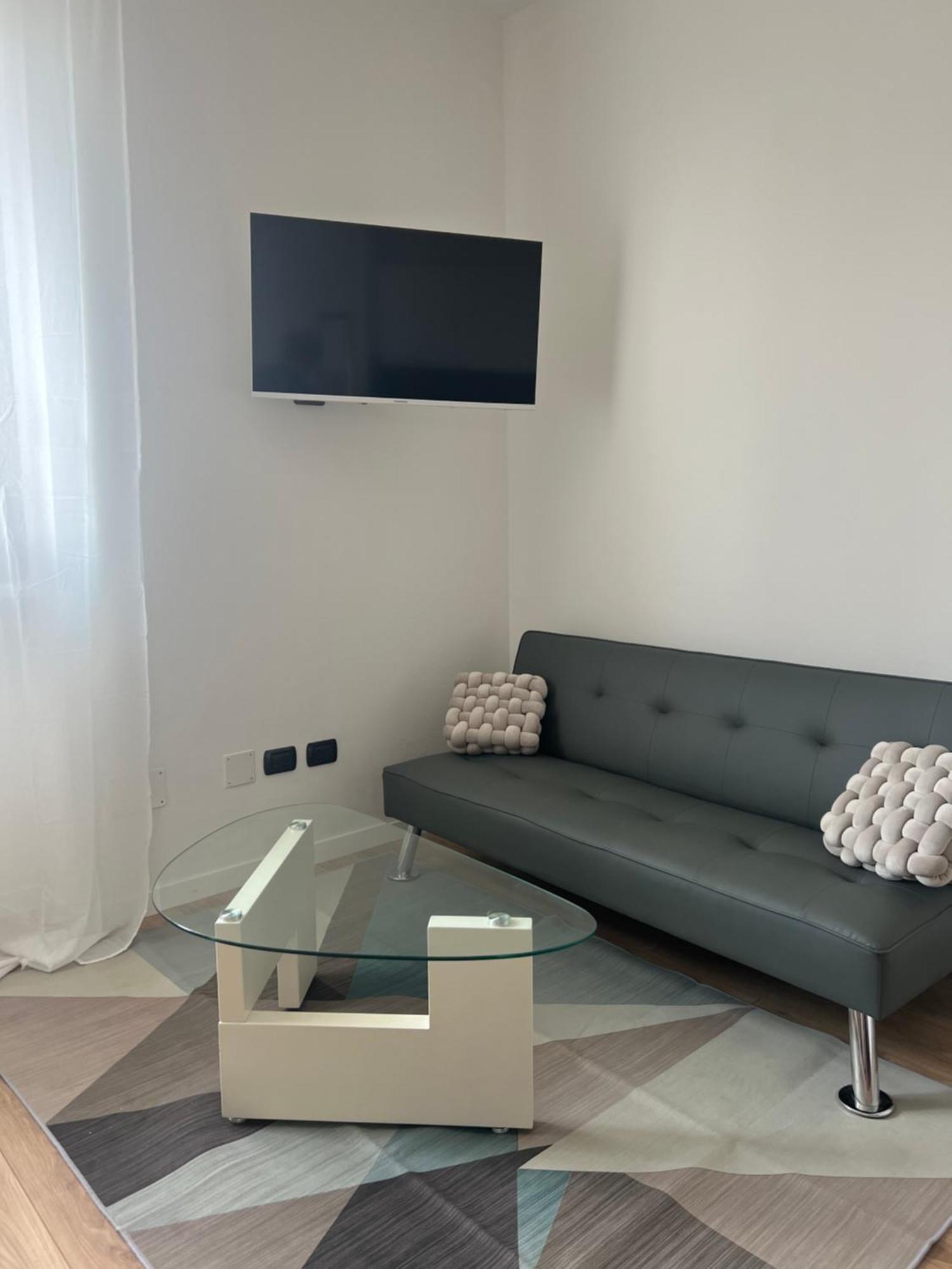 Monolocale Ovidio Aparthotel Milaan Buitenkant foto