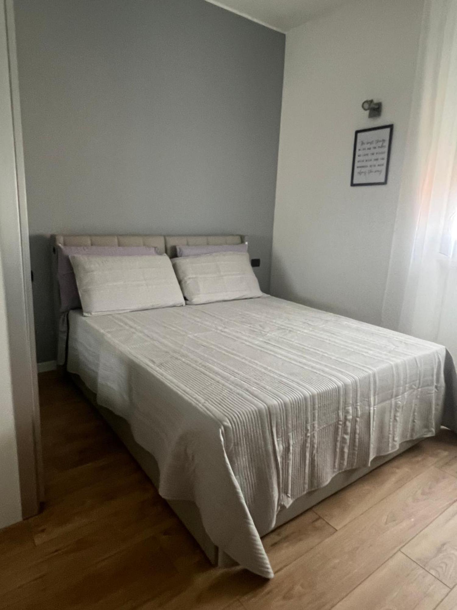 Monolocale Ovidio Aparthotel Milaan Buitenkant foto